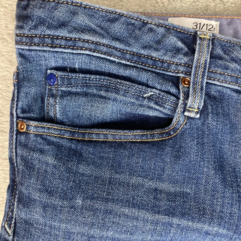 Gap 1969 Real Straight Jeans Womens 31/12r Medium Wash Blue Denim Stretch 34x32 - Picture 3 of 15